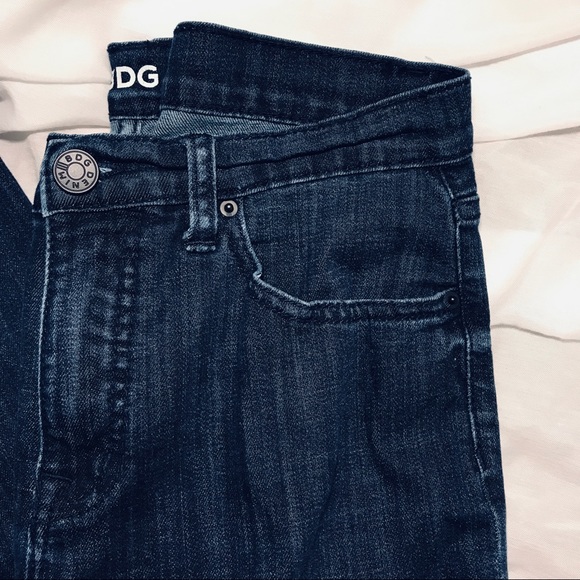 NWOT URBAN OUTFITTERS BDG Twig High-rise Denim - Picture 7 of 7